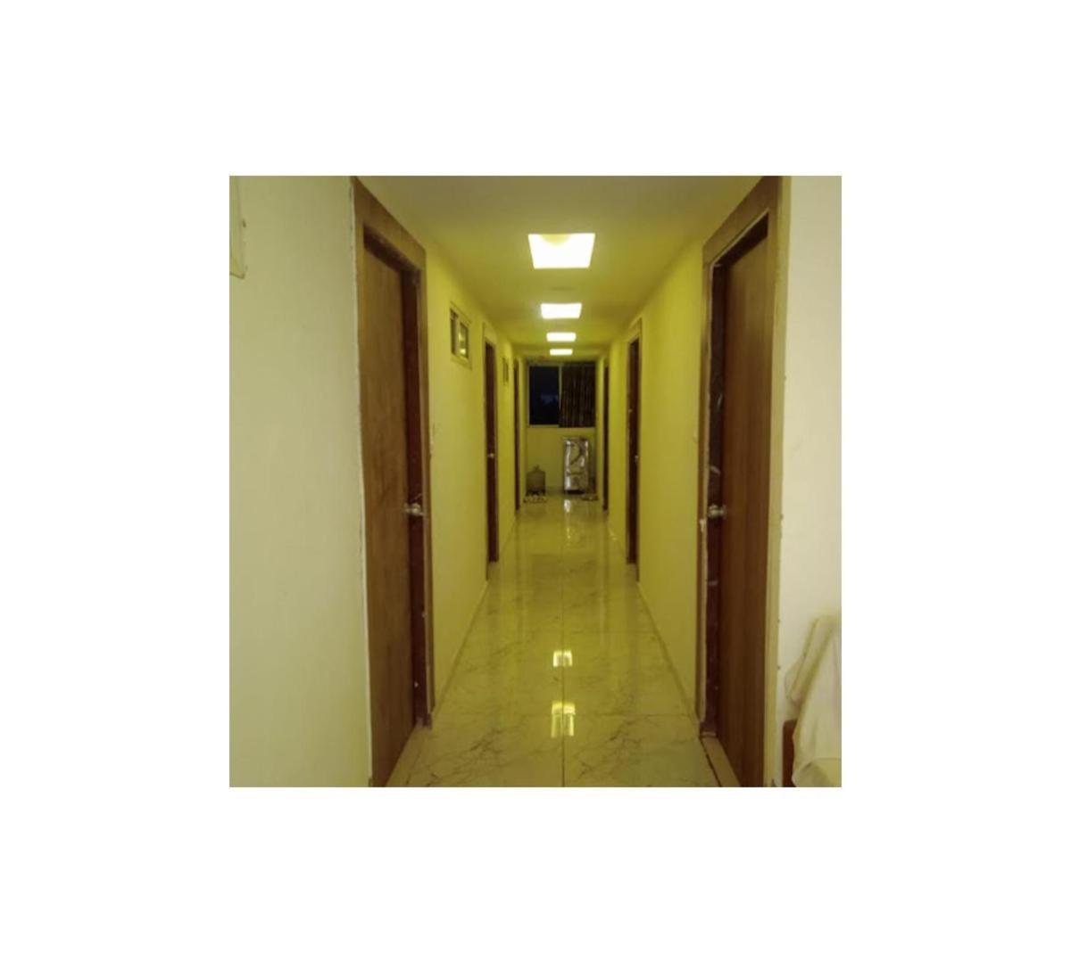 Galaxy Inn Hotel Ahmedabad Exterior foto
